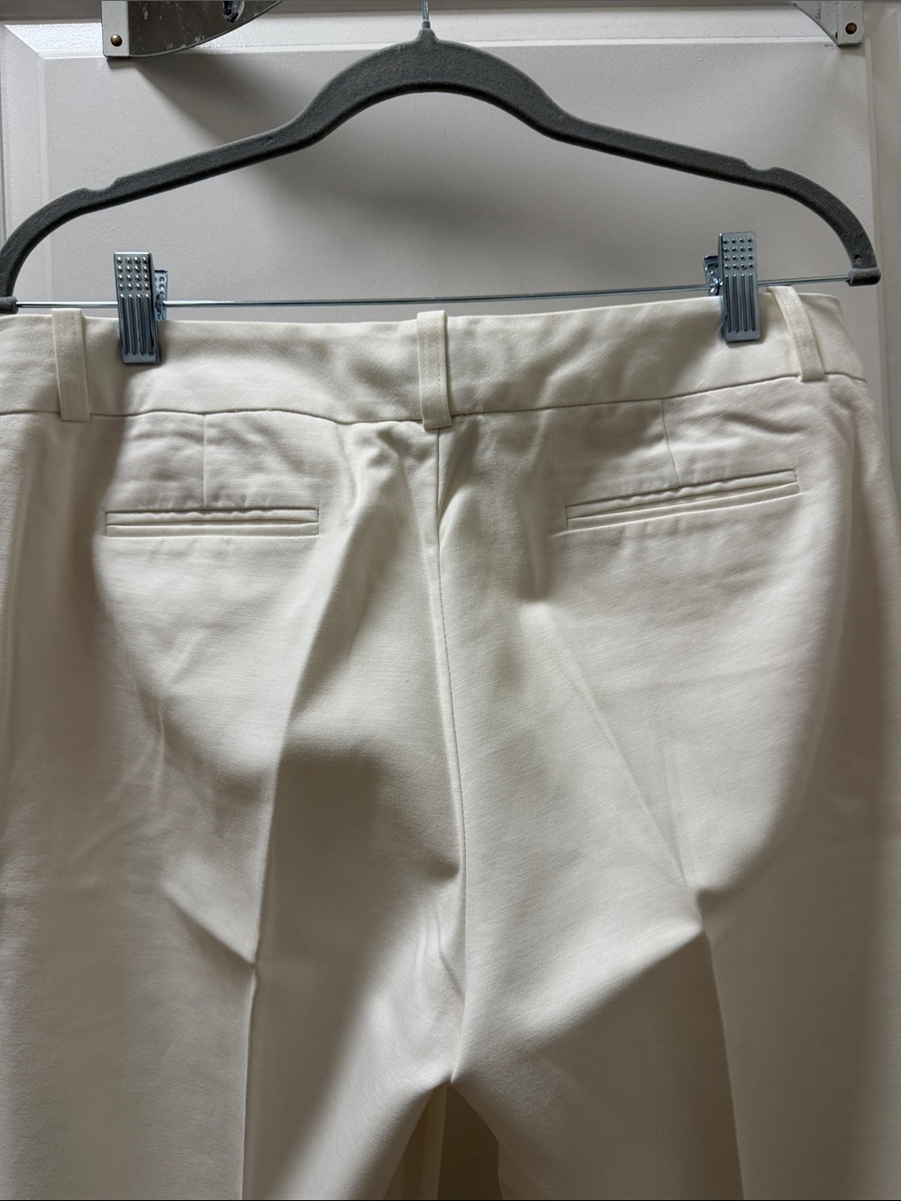 Banana Republic White Pants - Picture 5 of 5